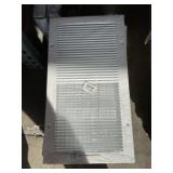 (8) 16' x 8' White Floor Vent