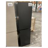 15.5' x 15' x 60' Black 2-Door Pantry Cabinet
