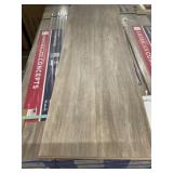 7mm Laminate Flooring x 645 SF