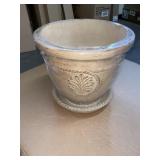16' Dia. Cameo Planter w/ Saucer in Aged Ivory