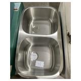 32' x 18' Undermount Double Bowl Sink in SS