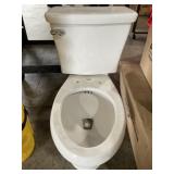Penguinï¿½ Elongated Toilet in White