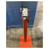 Hydraulic Lever with Attached Hose