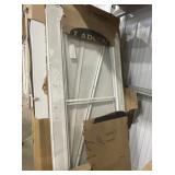Larsonï¿½ Mid-View Storm Door in White