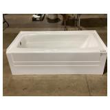 60" x 32" Fiberglass LH Bathtub with Skirt