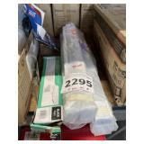 3 Blinds and Heavy Duty Door Closer W/ Chain
