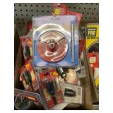 Vermont Americanï¿½ Hole Saws and Arbors x 1 Box