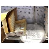 Mixed Lot of Bathroom Accessories