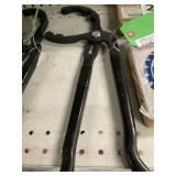 Specialty Oil Filter Wrench/Pliers