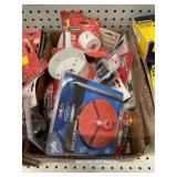 Vermont Americanï¿½ Hole Saws and Arbors x 1 Box
