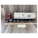 Nylint Oil Co. Tractor and Ford Quality Parts Trai