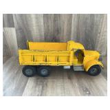 Metal Dump Truck steerable and dump bed works