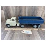 ERTL Tractor Trailer (repainted)