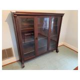 China Cabinet,Basset,2pc,60.5x13.5x60h
