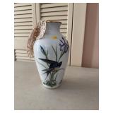 Franklin Mint Porcelain Meadowland Bird Vase