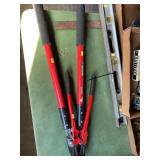 Bolt Cutters, Tree Lauper