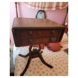 Lyre Pedestal Table With Four Splayed Legs