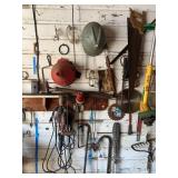 Wall Contents and Items on Ground