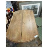 4 Leg Oak Drop Leaf Table w/2 Metal Folding Chairs
