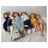 5 Dolls