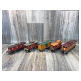 Lionel/American Flyer cabooses and boxcars