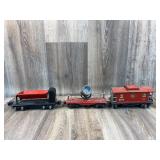 Lionel 2657 caboose, Lionel 2620 spotlight car, Li