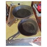 Cast Iron Skillett No10 & No 5
