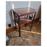 Harp Style End Table 18'x12'x27.5x'H