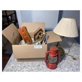 Dietz Lantern & Misc. D©cor