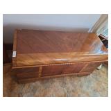 Lane Cedar Chest 47'x19'x22'H