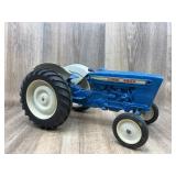 Ford 4000 Tractor ERTL 1:12 Scale Missing Stack