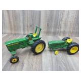 2 JD Tractors Damage 1:16 Scale 1 ERTL