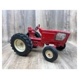 Tractor ERTL 1:16 Scale
