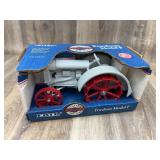 Fordson Model F ERTL 1:16 Scale, In Box