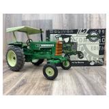 Oliver 1555 National Farm Toy Museum Special Editi