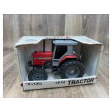 Massey Ferguson 3050 ERTL 1:32 Scale, In Box