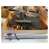 Philips DVD / VHS Player and manual scale