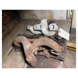 Ram Horn Exhausts for a Lincoln Ford Truck Head an