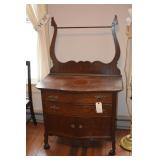 Antique Quartersawn Oak Washstand