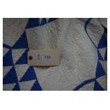 Vintage Basket Quilt w/blue and white pattern