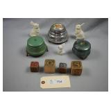 1 Music and 2 non-music trinket boxes, Wood blocks