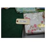 Table Cloths, Fitted and top Sheets & Doilies