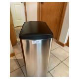 SimpleHuman 13 Gal Trash Can w step for Lid