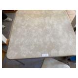 Samsonite Table and 4 matching chairs  I Extra