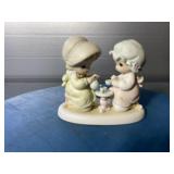 Precious Moments  "Friendship Hits the Spot"  "