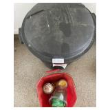 Rubbermaid Garbage Can 20 Gal & Bucket w Misc.