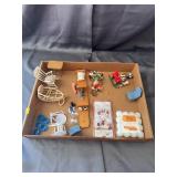 Vintage Dollhouse Miniature Furniture Accessories