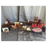 Vintage Petite Princess Fantasy Furniture Dollhous