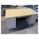 Office Desk 30'x 60'
