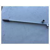 MAC 24ï¿½ Breaker Bar 1/2ï¿½ Drive & 3/4ï¿½